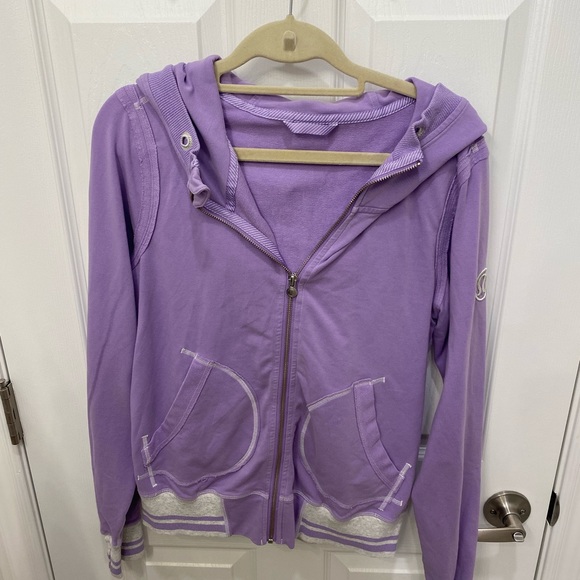 Vintage Lululemon Sweatshirt - Picture 1 of 3